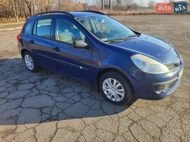 Синій Рено Кліо, об'ємом двигуна 1.2 л та пробігом 280 тис. км за 3900 $, фото 1 на Automoto.ua