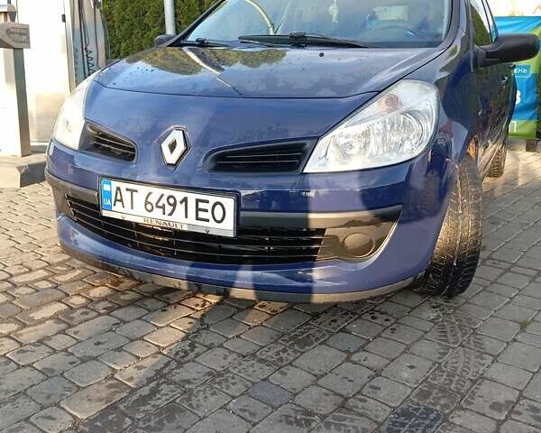 Синій Рено Кліо, об'ємом двигуна 1.5 л та пробігом 220 тис. км за 4800 $, фото 4 на Automoto.ua