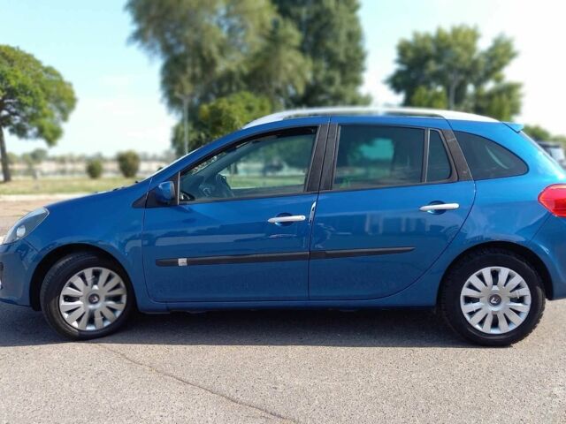 Синій Рено Кліо, об'ємом двигуна 1.6 л та пробігом 174 тис. км за 5799 $, фото 1 на Automoto.ua