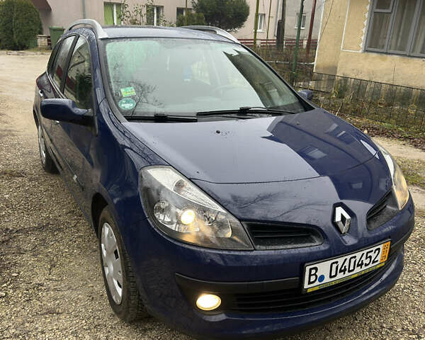 Синій Рено Кліо, об'ємом двигуна 1.6 л та пробігом 137 тис. км за 5800 $, фото 4 на Automoto.ua