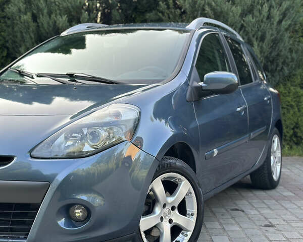 Синий Рено Клио, объемом двигателя 1.6 л и пробегом 182 тыс. км за 5950 $, фото 24 на Automoto.ua