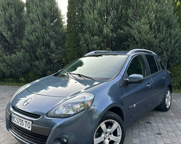 Синий Рено Клио, объемом двигателя 1.6 л и пробегом 182 тыс. км за 5950 $, фото 21 на Automoto.ua