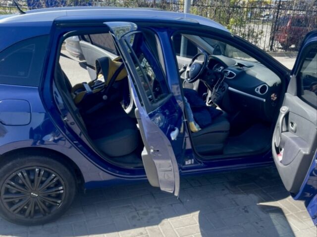 Синий Рено Клио, объемом двигателя 1.1 л и пробегом 190 тыс. км за 5000 $, фото 6 на Automoto.ua