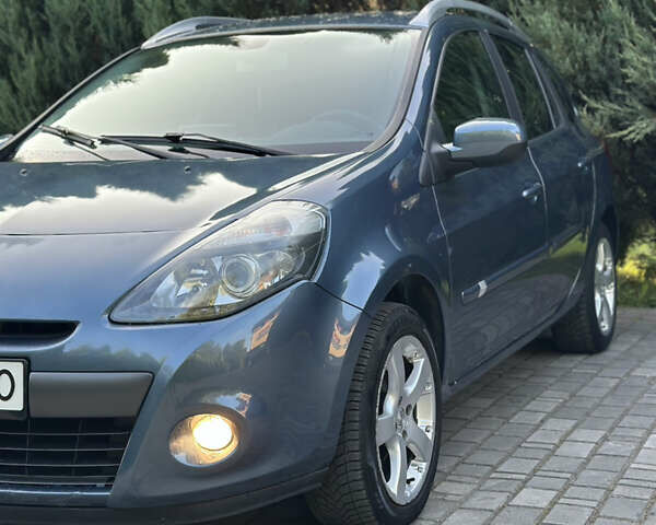 Синий Рено Клио, объемом двигателя 1.6 л и пробегом 182 тыс. км за 5950 $, фото 29 на Automoto.ua