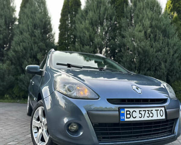 Синий Рено Клио, объемом двигателя 1.6 л и пробегом 182 тыс. км за 5950 $, фото 8 на Automoto.ua