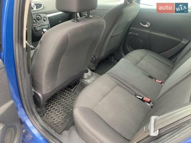 Синий Рено Клио, объемом двигателя 1.15 л и пробегом 184 тыс. км за 5650 $, фото 9 на Automoto.ua