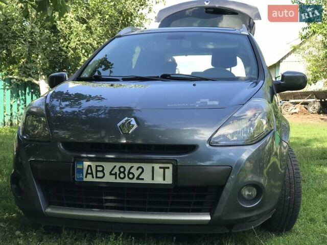 Синий Рено Клио, объемом двигателя 1.5 л и пробегом 350 тыс. км за 6000 $, фото 5 на Automoto.ua