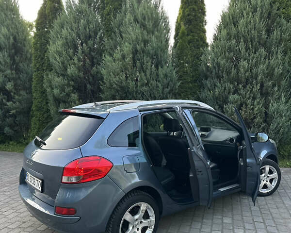 Синий Рено Клио, объемом двигателя 1.6 л и пробегом 182 тыс. км за 5950 $, фото 49 на Automoto.ua