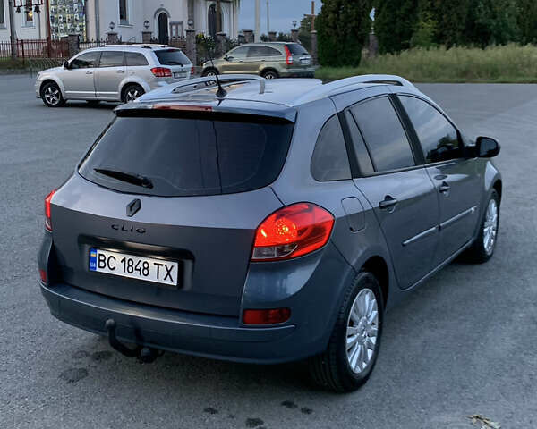 Синий Рено Клио, объемом двигателя 1.2 л и пробегом 166 тыс. км за 5500 $, фото 3 на Automoto.ua