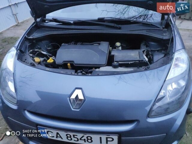 Синій Рено Кліо, об'ємом двигуна 1.15 л та пробігом 206 тис. км за 5300 $, фото 9 на Automoto.ua