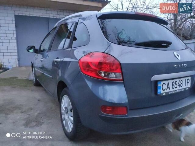 Синій Рено Кліо, об'ємом двигуна 1.15 л та пробігом 206 тис. км за 5300 $, фото 1 на Automoto.ua