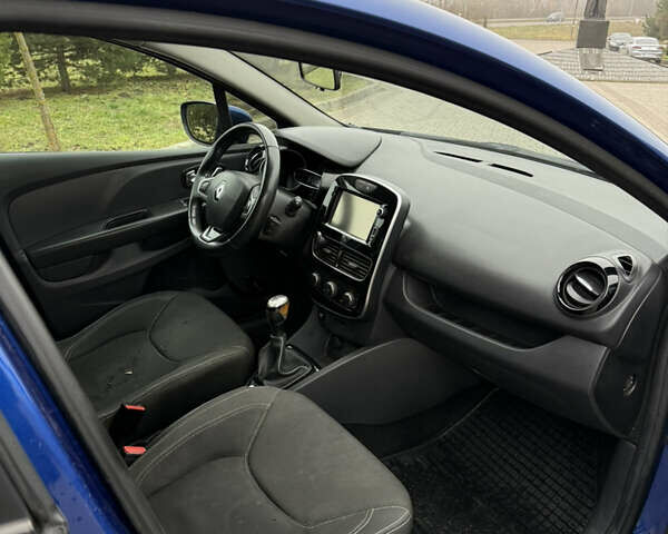 Синій Рено Кліо, об'ємом двигуна 1.46 л та пробігом 270 тис. км за 6700 $, фото 9 на Automoto.ua