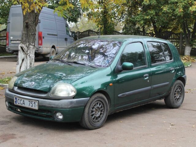 Зеленый Рено Клио, объемом двигателя 1.6 л и пробегом 1 тыс. км за 800 $, фото 1 на Automoto.ua
