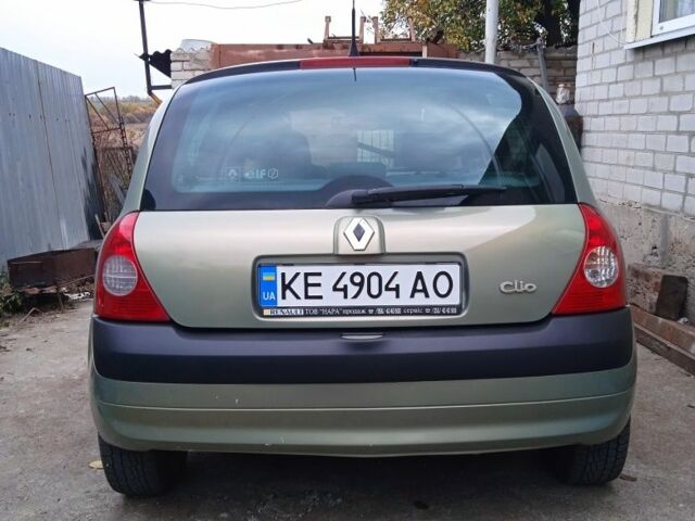 Рено Клио 2003 в Днепре (Днепропетровске) на Automoto.ua Зеленый Рено Клио, объемом двигателя 1.1 л и пробегом 209 тыс. км за 2400 $, фото 3 на Automoto.ua