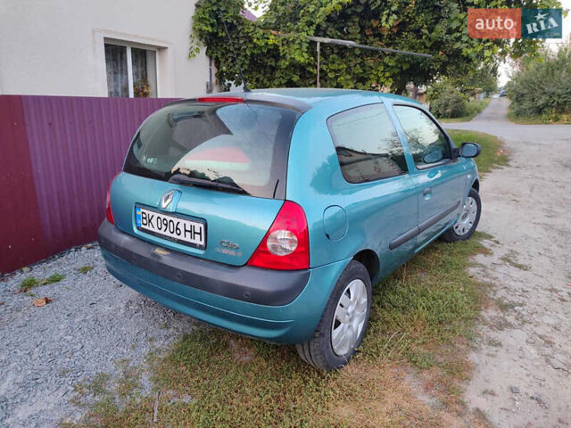 Зеленый Рено Клио, объемом двигателя 1.15 л и пробегом 150 тыс. км за 3999 $, фото 13 на Automoto.ua