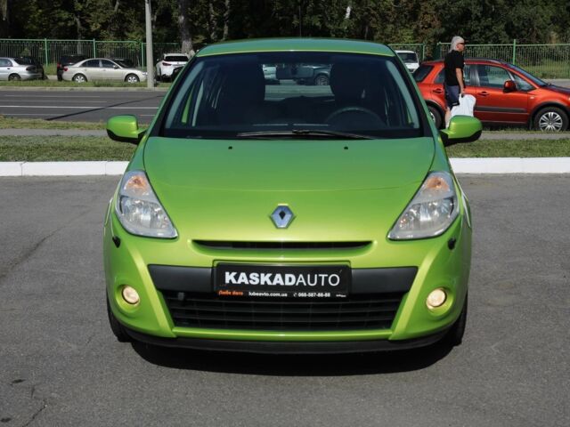 Зелений Рено Кліо, об'ємом двигуна 1.2 л та пробігом 145 тис. км за 5700 $, фото 1 на Automoto.ua