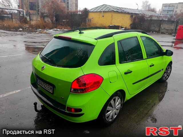 Зелений Рено Кліо, об'ємом двигуна 1.5 л та пробігом 288 тис. км за 7000 $, фото 2 на Automoto.ua