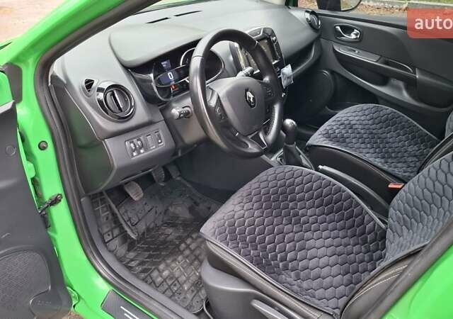 Зеленый Рено Клио, объемом двигателя 1.46 л и пробегом 250 тыс. км за 6750 $, фото 13 на Automoto.ua