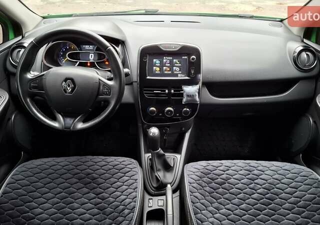 Зеленый Рено Клио, объемом двигателя 1.46 л и пробегом 250 тыс. км за 6750 $, фото 23 на Automoto.ua