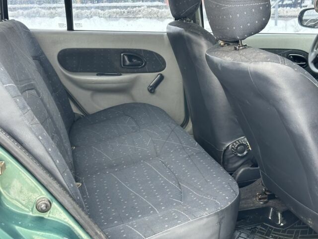 Зеленый Рено Клио, объемом двигателя 1.4 л и пробегом 300 тыс. км за 1750 $, фото 23 на Automoto.ua