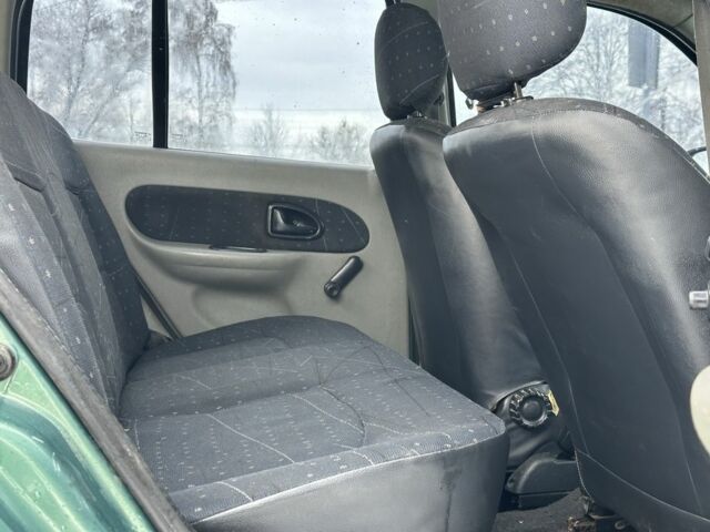 Зеленый Рено Клио, объемом двигателя 1.4 л и пробегом 300 тыс. км за 1750 $, фото 22 на Automoto.ua