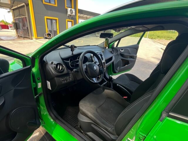 Зелений Рено Кліо, об'ємом двигуна 0.14 л та пробігом 211 тис. км за 6840 $, фото 4 на Automoto.ua