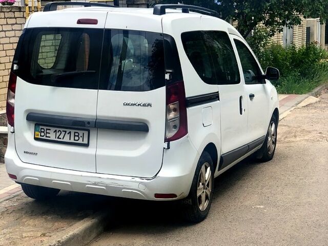 Білий Рено Dokker, об'ємом двигуна 1.5 л та пробігом 125 тис. км за 7499 $, фото 3 на Automoto.ua