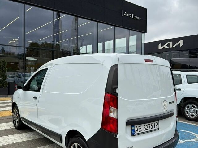 Білий Рено Dokker, об'ємом двигуна 1.6 л та пробігом 94 тис. км за 11500 $, фото 8 на Automoto.ua