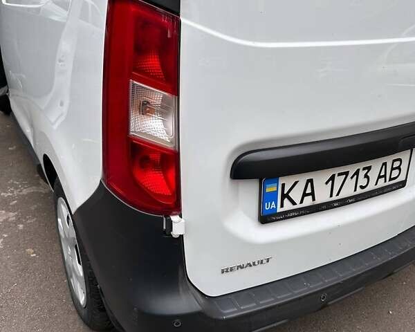 Білий Рено Dokker, об'ємом двигуна 1.5 л та пробігом 87 тис. км за 13000 $, фото 11 на Automoto.ua