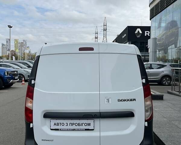 Білий Рено Dokker, об'ємом двигуна 1.5 л та пробігом 204 тис. км за 9191 $, фото 6 на Automoto.ua