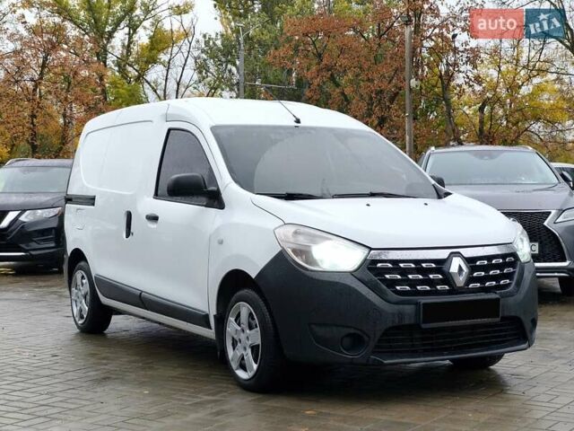 Білий Рено Dokker, об'ємом двигуна 1.6 л та пробігом 136 тис. км за 9200 $, фото 3 на Automoto.ua