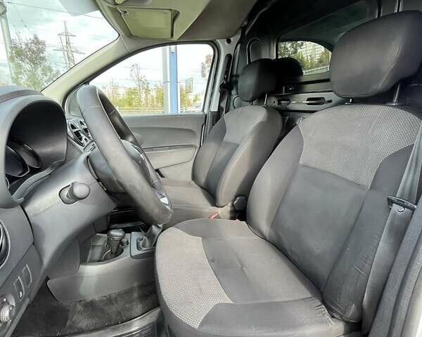 Білий Рено Dokker, об'ємом двигуна 1.5 л та пробігом 204 тис. км за 9191 $, фото 18 на Automoto.ua