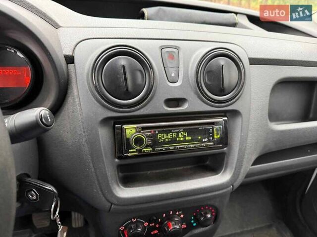 Белый Рено Dokker, объемом двигателя 1.5 л и пробегом 87 тыс. км за 12990 $, фото 13 на Automoto.ua