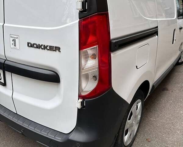 Білий Рено Dokker, об'ємом двигуна 1.5 л та пробігом 87 тис. км за 13000 $, фото 10 на Automoto.ua