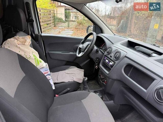 Белый Рено Dokker, объемом двигателя 1.5 л и пробегом 87 тыс. км за 12990 $, фото 17 на Automoto.ua