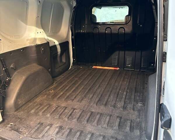 Білий Рено Dokker, об'ємом двигуна 1.5 л та пробігом 87 тис. км за 13000 $, фото 18 на Automoto.ua