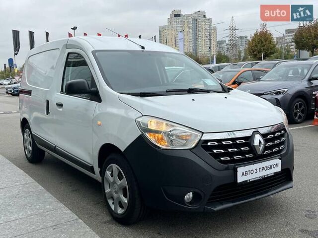 Рено Dokker 2019 у Києві на Automoto.ua Білий Рено Dokker, об'ємом двигуна 1.5 л та пробігом 245 тис. км за 8958 $, фото 3 на Automoto.ua