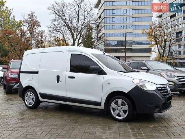 Білий Рено Dokker, об'ємом двигуна 1.6 л та пробігом 136 тис. км за 9200 $, фото 4 на Automoto.ua