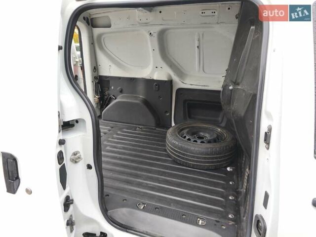 Білий Рено Dokker, об'ємом двигуна 1.6 л та пробігом 136 тис. км за 9200 $, фото 15 на Automoto.ua