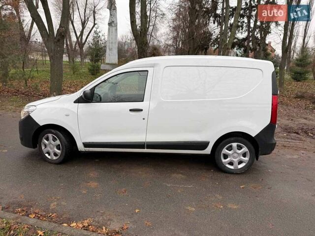 Белый Рено Dokker, объемом двигателя 1.5 л и пробегом 87 тыс. км за 12990 $, фото 8 на Automoto.ua