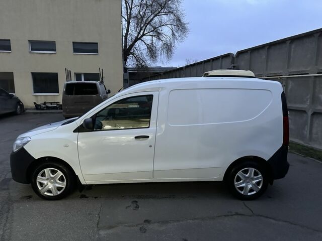 Білий Рено Dokker, об'ємом двигуна 1.6 л та пробігом 154 тис. км за 6850 $, фото 6 на Automoto.ua