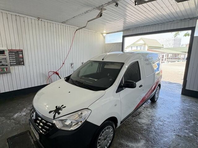 Білий Рено Dokker, об'ємом двигуна 1.5 л та пробігом 221 тис. км за 7500 $, фото 2 на Automoto.ua