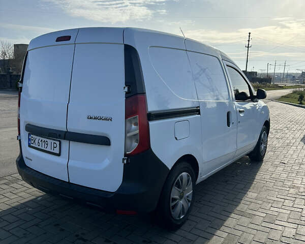 Білий Рено Dokker, об'ємом двигуна 1.6 л та пробігом 215 тис. км за 4700 $, фото 4 на Automoto.ua
