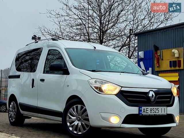 Білий Рено Dokker, об'ємом двигуна 1.5 л та пробігом 299 тис. км за 7300 $, фото 4 на Automoto.ua