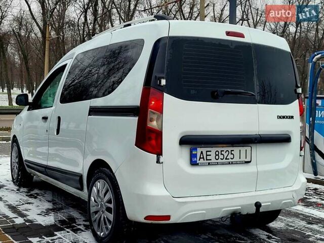Белый Рено Dokker, объемом двигателя 1.5 л и пробегом 299 тыс. км за 7300 $, фото 3 на Automoto.ua
