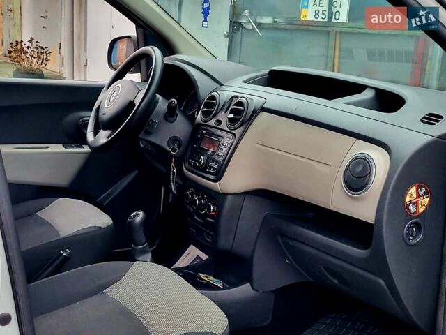 Білий Рено Dokker, об'ємом двигуна 1.5 л та пробігом 299 тис. км за 7300 $, фото 18 на Automoto.ua