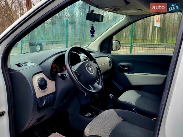 Білий Рено Dokker, об'ємом двигуна 1.5 л та пробігом 299 тис. км за 7300 $, фото 21 на Automoto.ua