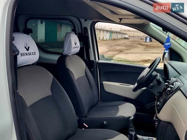Білий Рено Dokker, об'ємом двигуна 1.5 л та пробігом 299 тис. км за 7300 $, фото 19 на Automoto.ua