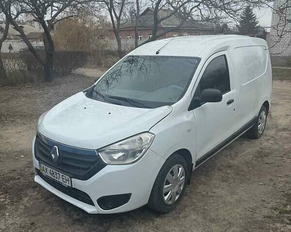Білий Рено Dokker, об'ємом двигуна 1.6 л та пробігом 317 тис. км за 3900 $, фото 2 на Automoto.ua