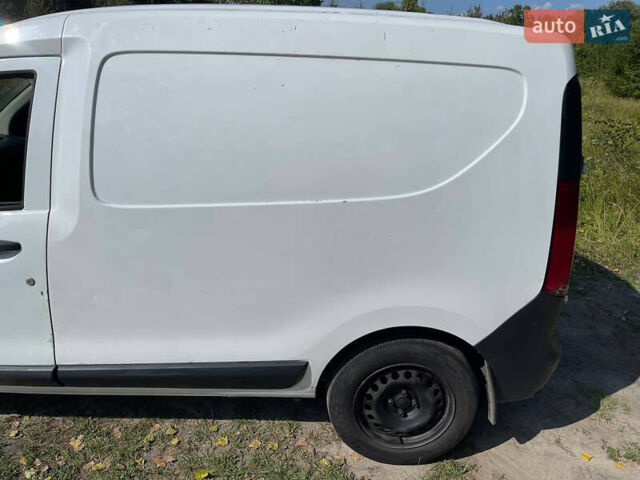 Білий Рено Dokker, об'ємом двигуна 1.46 л та пробігом 136 тис. км за 5600 $, фото 2 на Automoto.ua